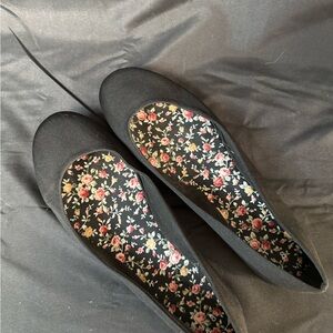 Black Floral Insole Women’s Ballet Flats